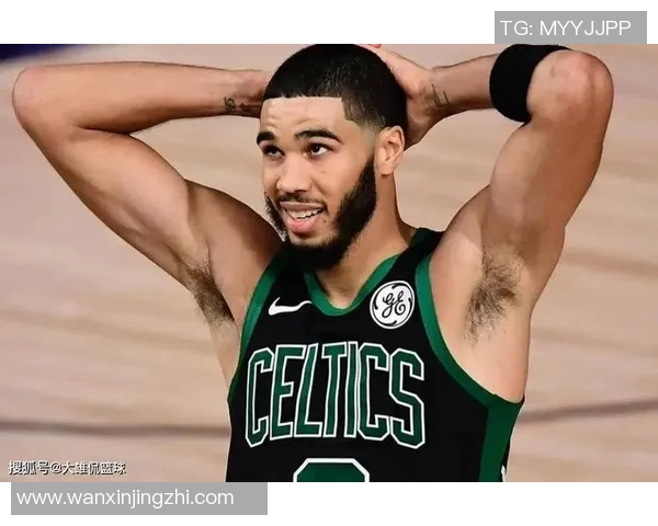 挪威主帅批评球员鲍勃比赛表现：持球时间过长与拼抢不积极遭点名，球员回应与改进承诺引关注